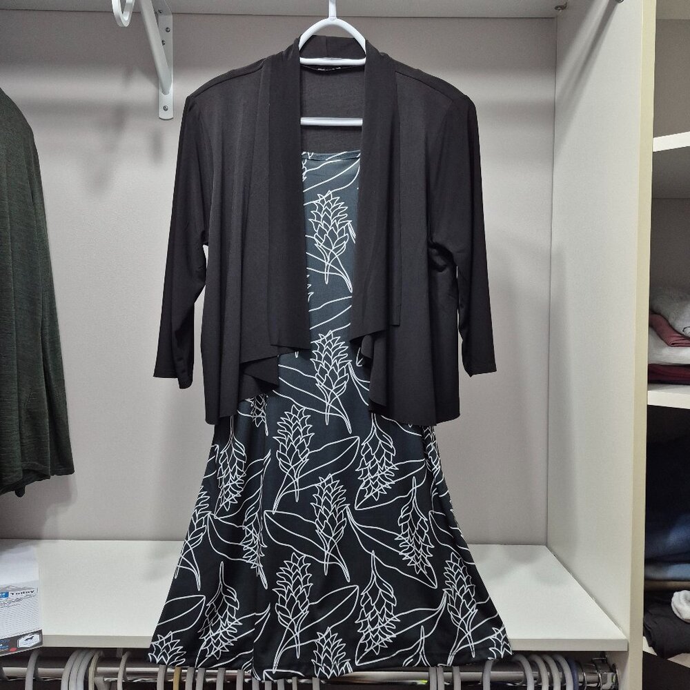 Hamakua Sleeveless Dress w/Black Jacket